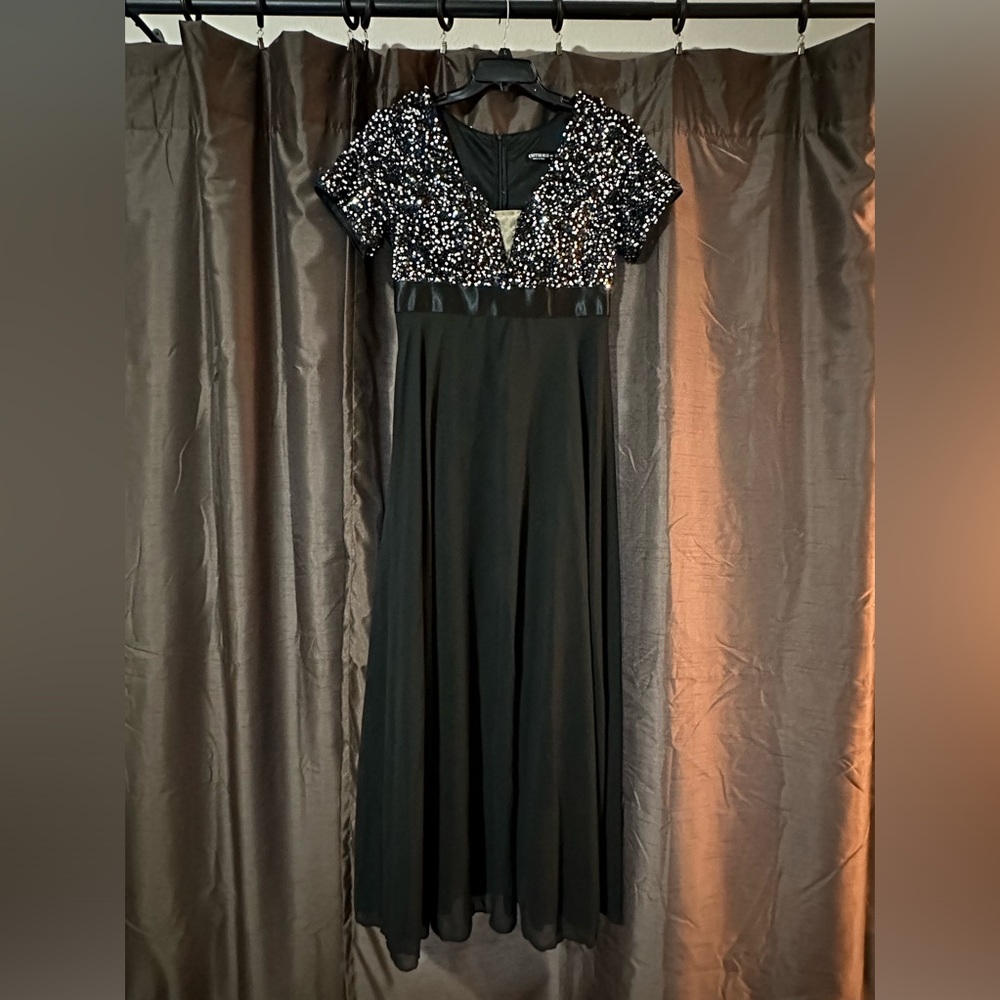 SHEIN black formal gown. Sequin top. Floor length. Size 12.